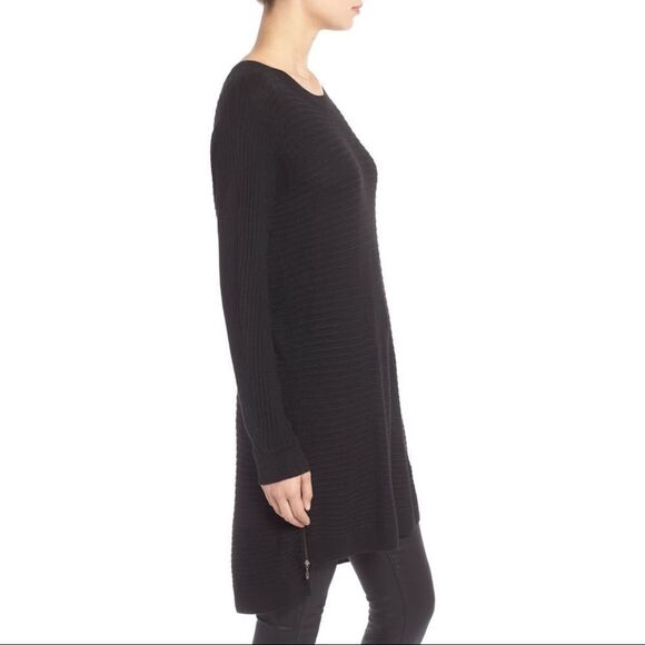 ✨ Side Zip Tunic Sweater
TROUVÉ✨ - Picture 3 of 9